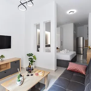 New Glamorous In Downtown Daire Selanik
