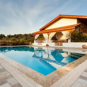 Guest house Ionia